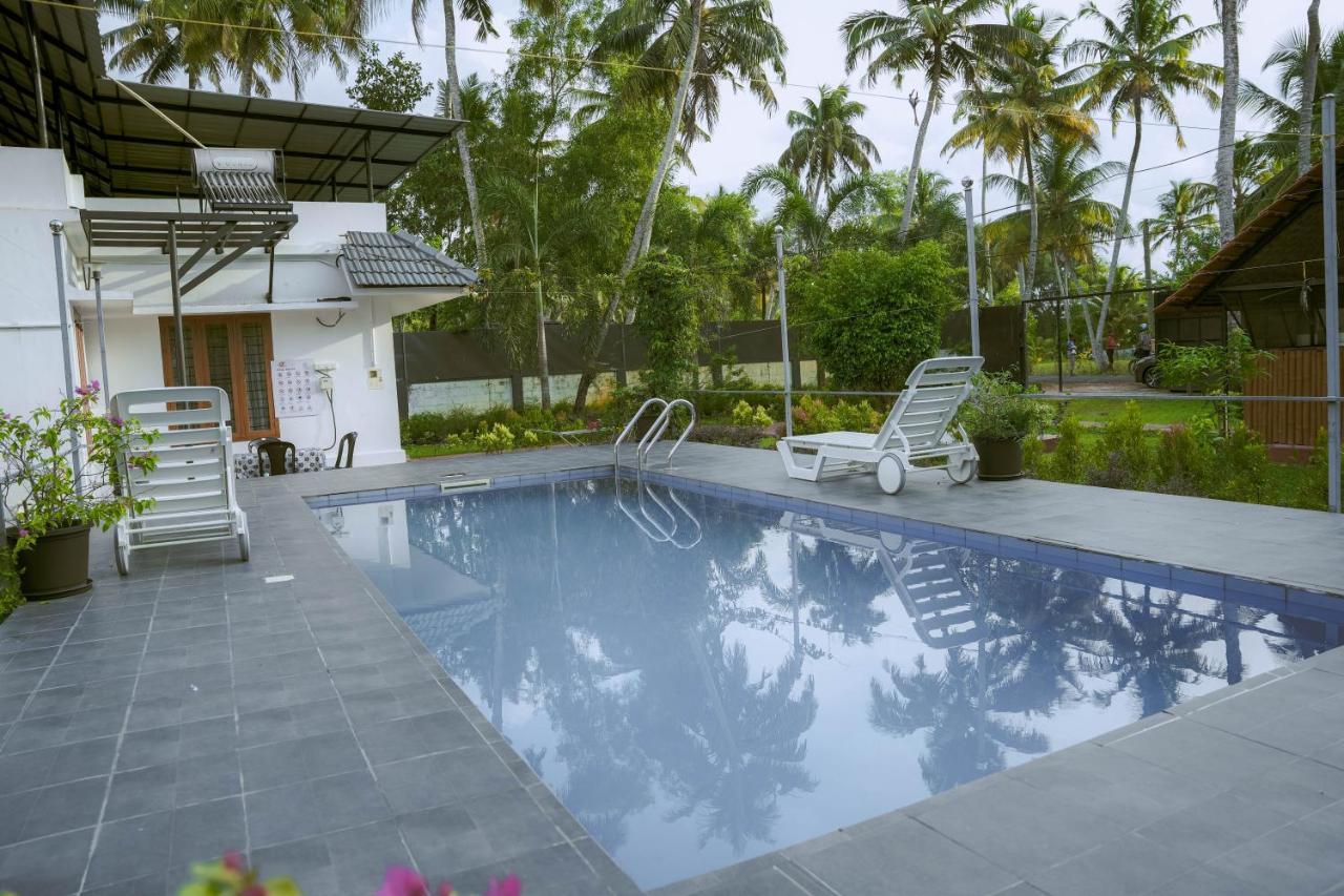 Waves And Shores Beach Villa ماراريكولام المظهر الخارجي الصورة